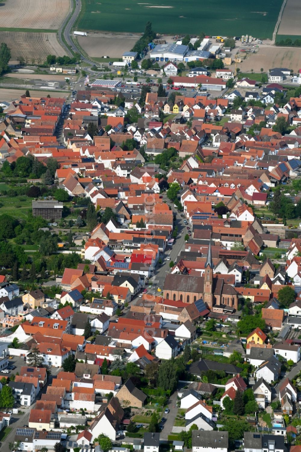 Aerial photograph Harthausen - The city center in the downtown area in Harthausen in the state Rhineland-Palatinate, Germany