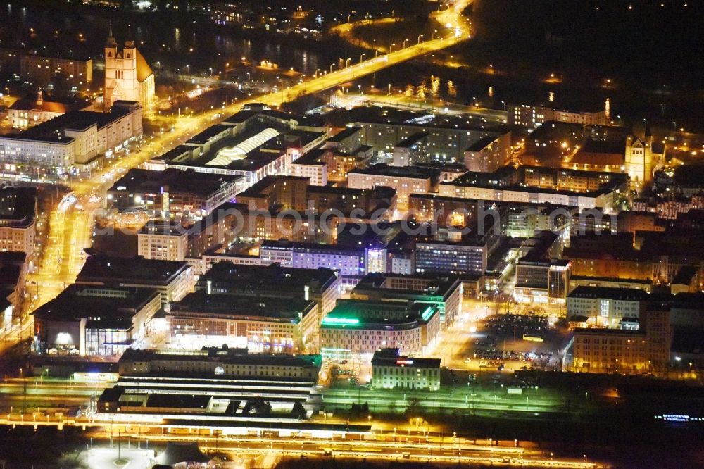 Magdeburg from above - The city center in the downtown area at the main railway station of the Deutsche Bahn in the district Altstadt in Magdeburg in the state Saxony-Anhalt