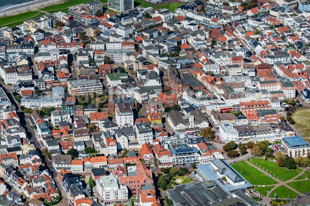 Norderney from the bird's eye view: City center in the inner city area on the island of Norderney in the state of Lower Saxony, Germany