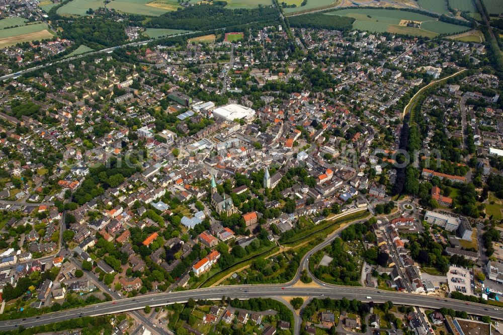 Kamen from the bird's eye view: The city center in the downtown are in Kamen in the state North Rhine-Westphalia