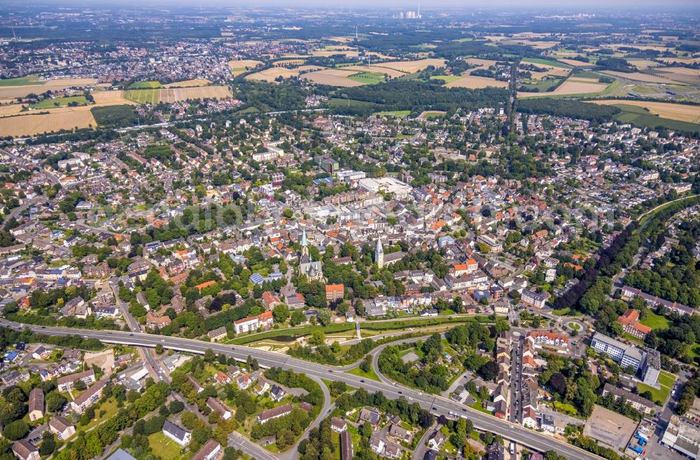 Aerial photograph Kamen - The city center in the downtown area in Kamen at Ruhrgebiet in the state North Rhine-Westphalia, Germany