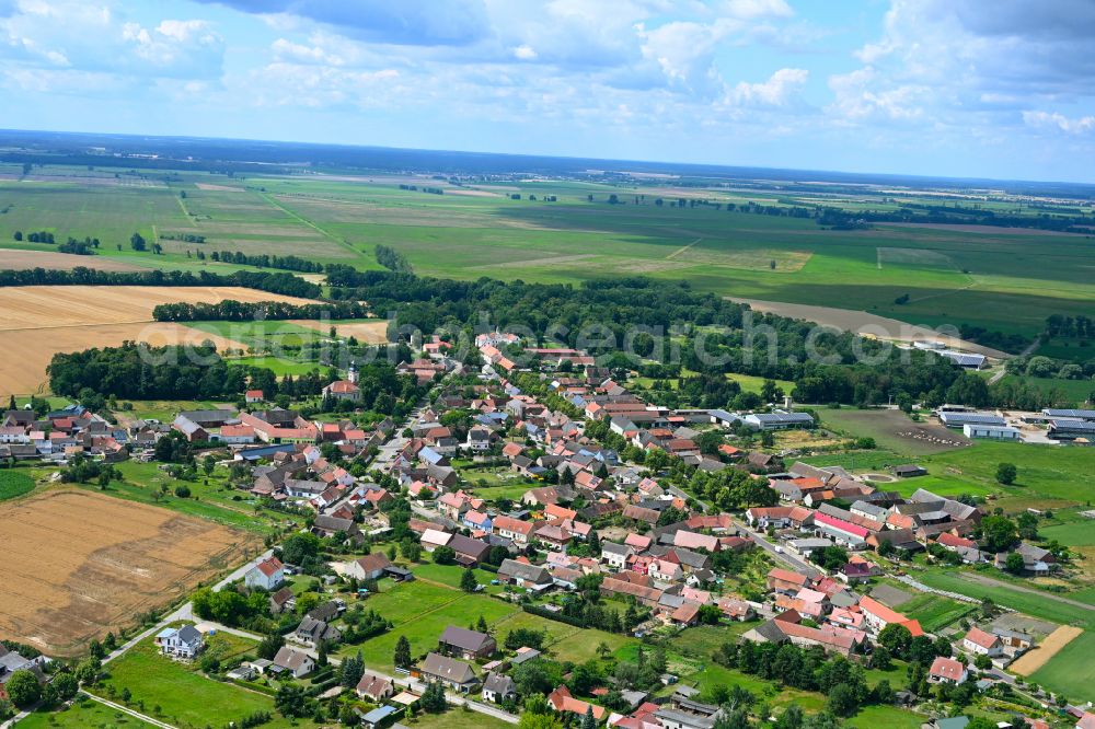 Aerial photograph Karow - The city center in the downtown area in Karow in the state Saxony-Anhalt, Germany