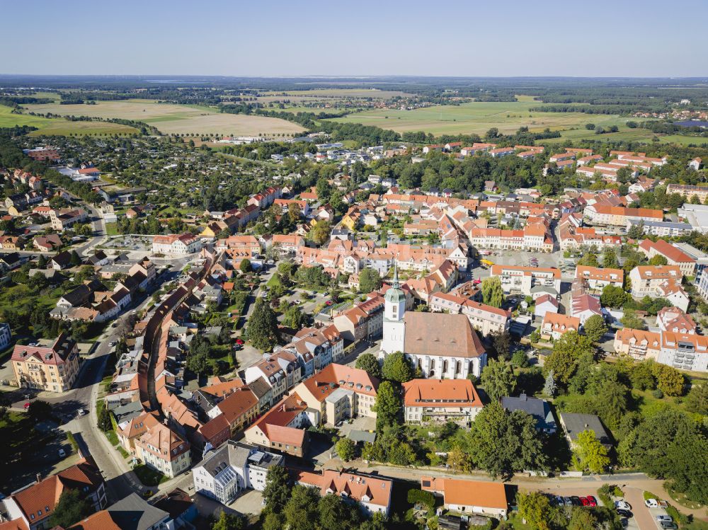 Hoyerswerda from above - The city center in the downtown area on Kirchstrasse to the church Johanneskirche in Hoyerswerda in the state Saxony, Germany