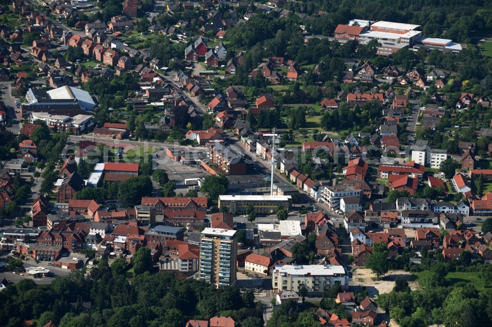 Lauenburg Elbe from above - The city center in the downtown area in Lauenburg Elbe in the state Schleswig-Holstein