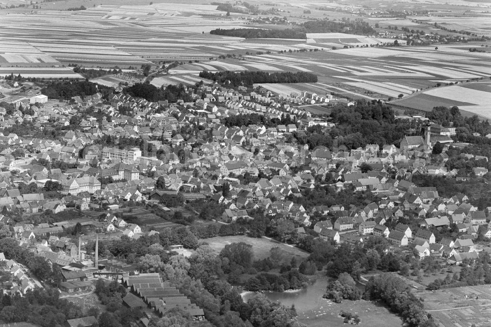 Laupheim from the bird's eye view: The city center in the downtown area of Laupheim in the state Baden-Wuerttemberg, Germany