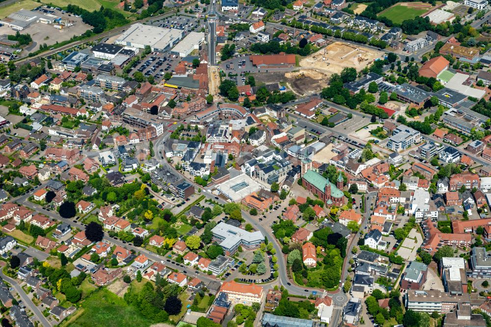 Aerial image Lohne (Oldenburg) - The city center in the downtown area in Lohne (Oldenburg) in the state Lower Saxony, Germany