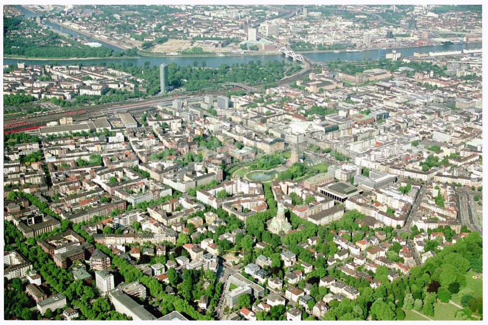 Aerial image Mannheim - The city center in the downtown area in Mannheim in the state Baden-Wuerttemberg, Germany