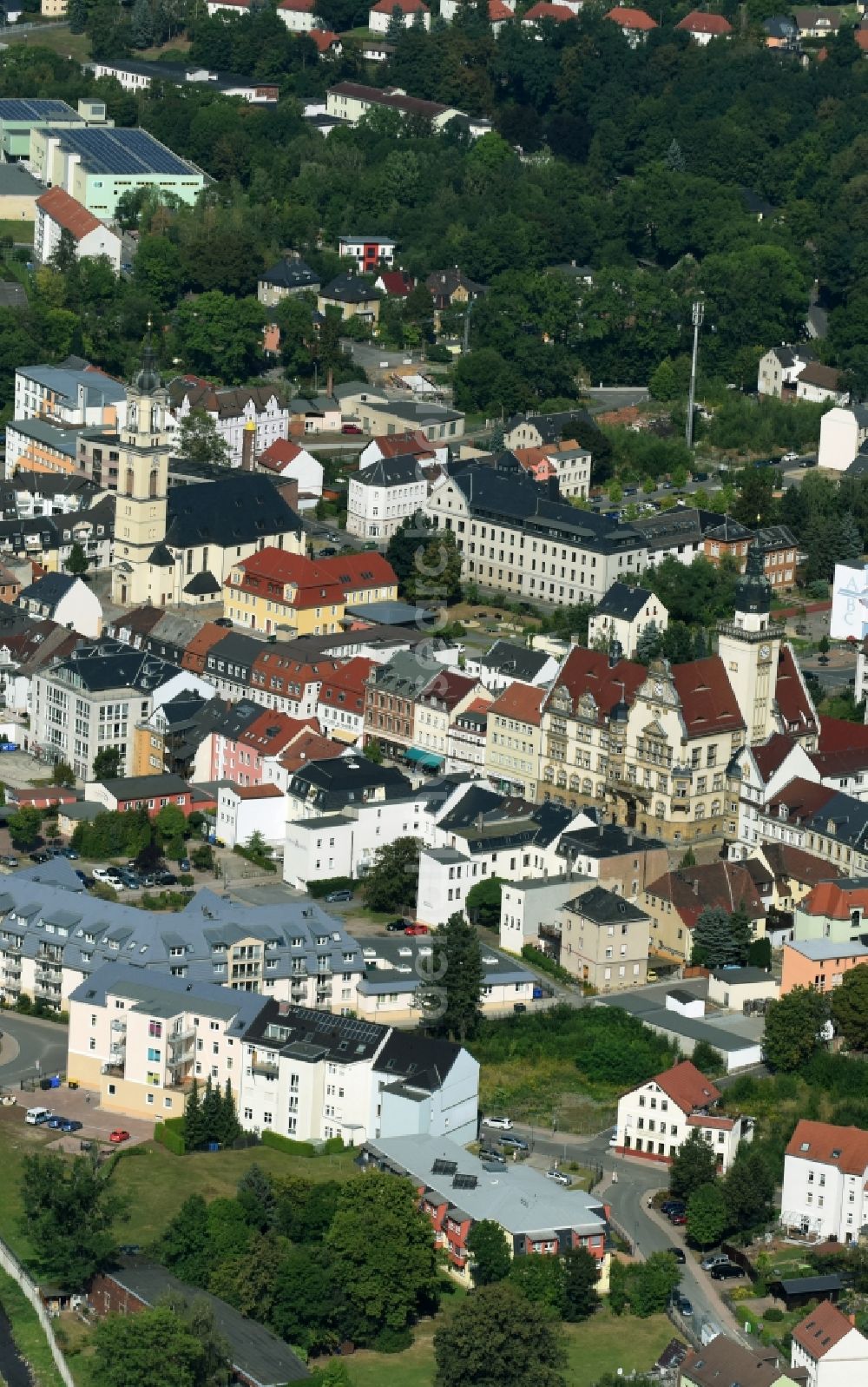 Werdau from above - The city center in the downtown area with the Marienchurch in the street Kirchplatz in Werdau in the state Saxony