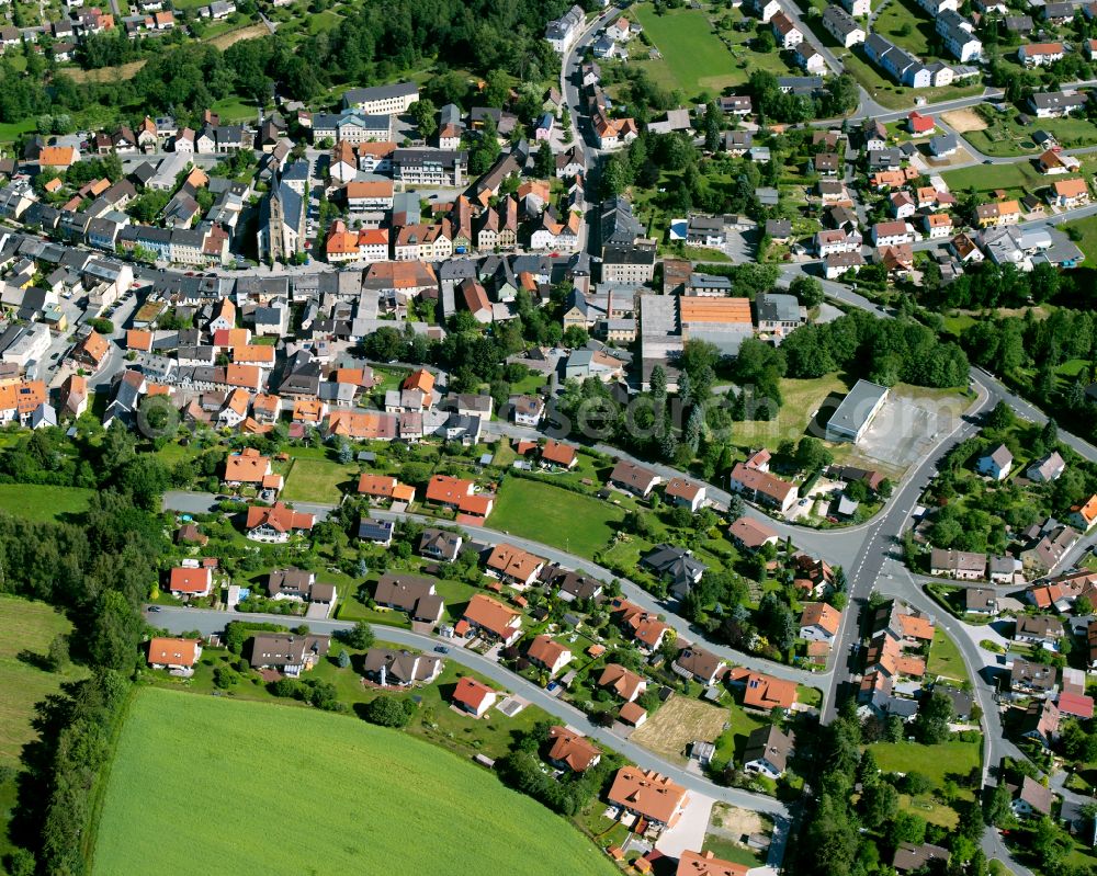 Neuenreuth from the bird's eye view: The city center in the downtown area in Neuenreuth in the state Bavaria, Germany