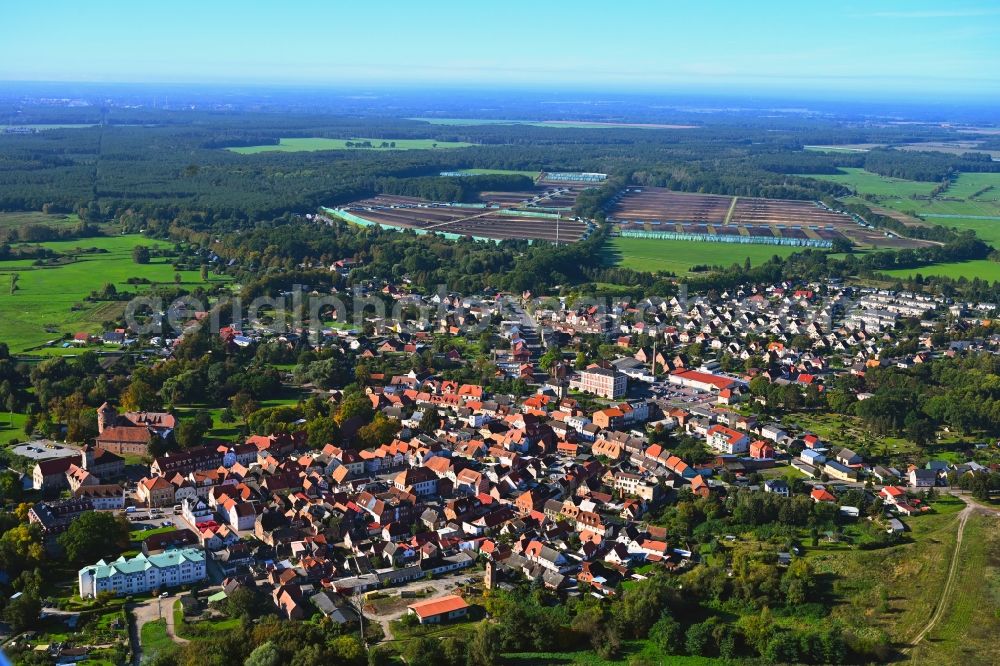 Neustadt-Glewe from the bird's eye view: The city center in the downtown area in Neustadt-Glewe in the state Mecklenburg - Western Pomerania, Germany