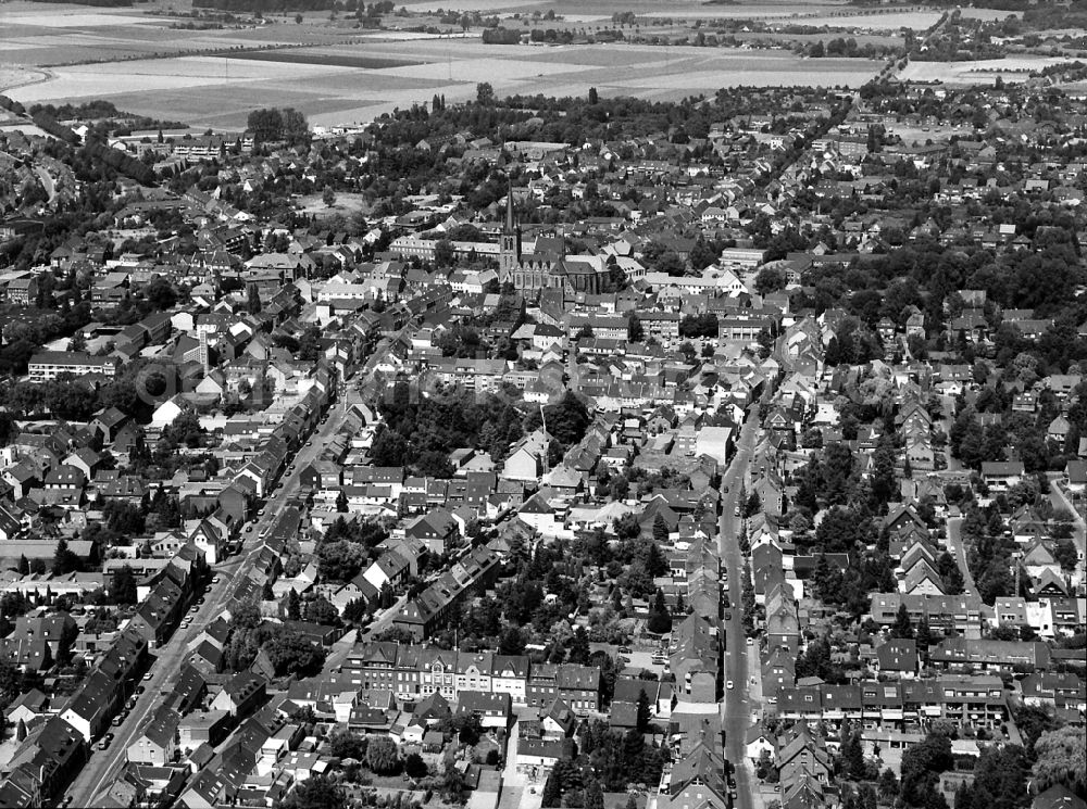 Krefeld from above - The city center in the downtown area in the district Huels in Krefeld in the state North Rhine-Westphalia, Germany