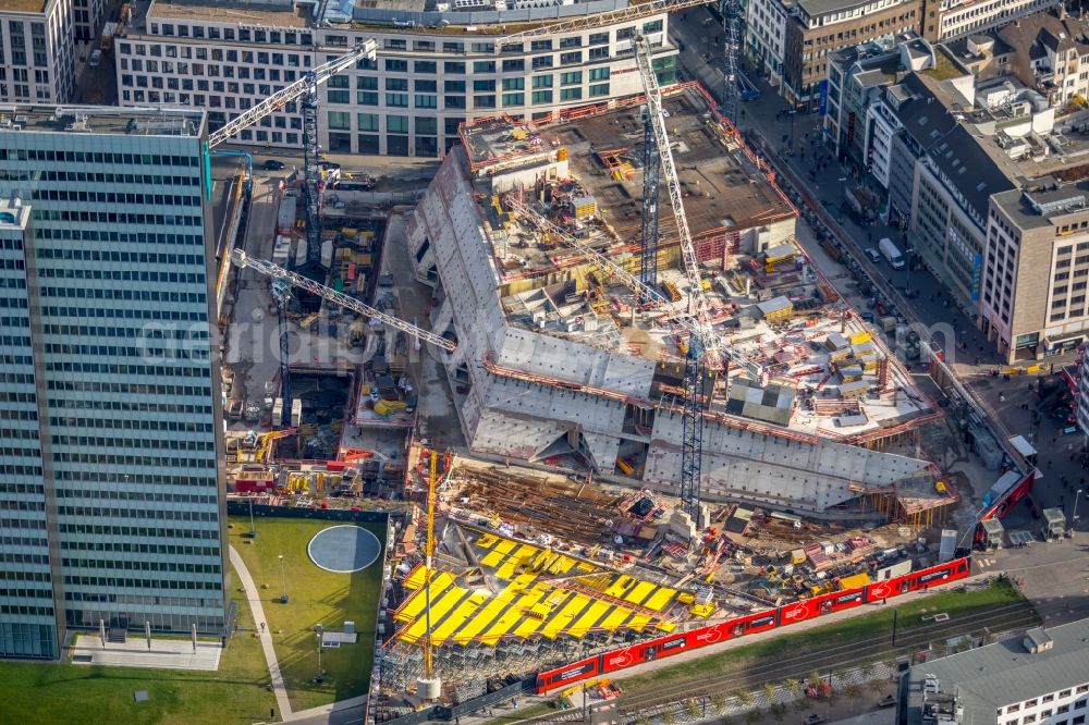 Aerial image Düsseldorf - The city center in the downtown area in the district Stadtmitte in Duesseldorf at Ruhrgebiet in the state North Rhine-Westphalia, Germany