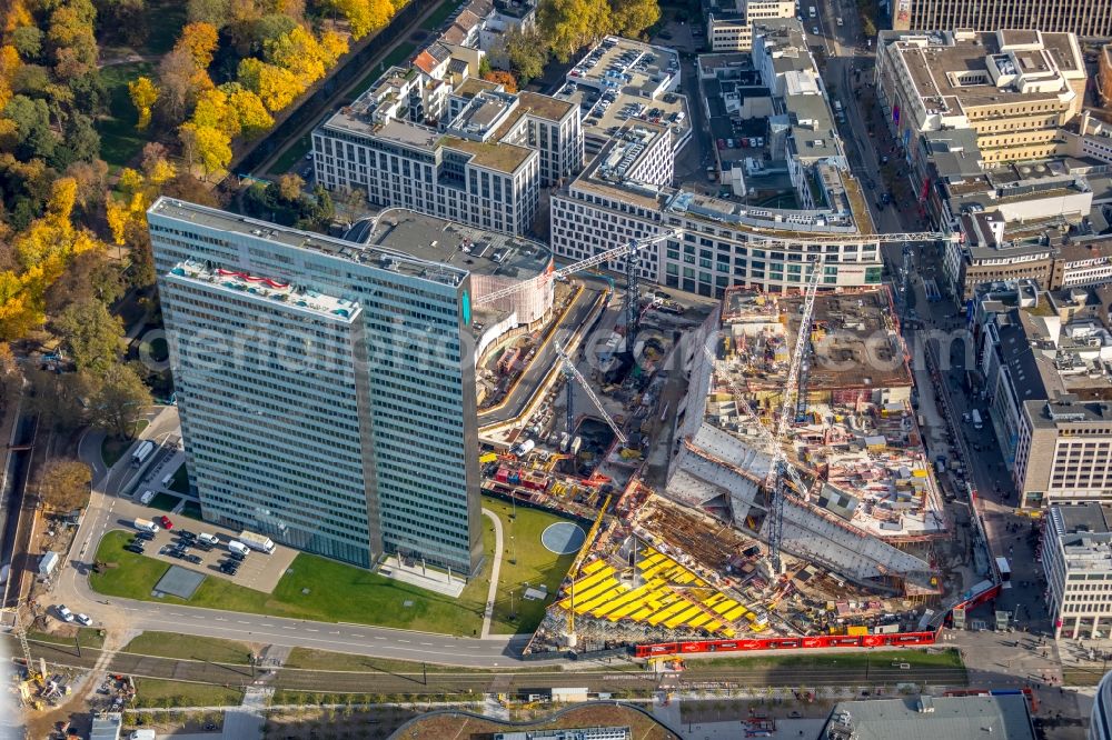 Düsseldorf from above - The city center in the downtown area in the district Stadtmitte in Duesseldorf at Ruhrgebiet in the state North Rhine-Westphalia, Germany