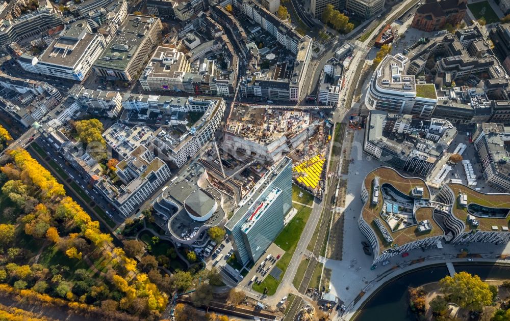 Aerial image Düsseldorf - The city center in the downtown area in the district Stadtmitte in Duesseldorf at Ruhrgebiet in the state North Rhine-Westphalia, Germany