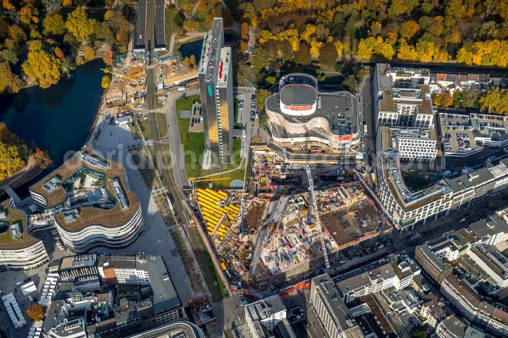 Düsseldorf from the bird's eye view: The city center in the downtown area in the district Stadtmitte in Duesseldorf at Ruhrgebiet in the state North Rhine-Westphalia, Germany