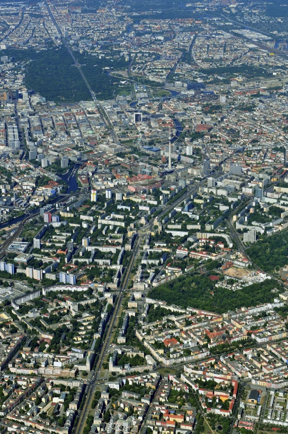 Aerial photograph Berlin - The city center in the east downtown are in Berlin in Germany