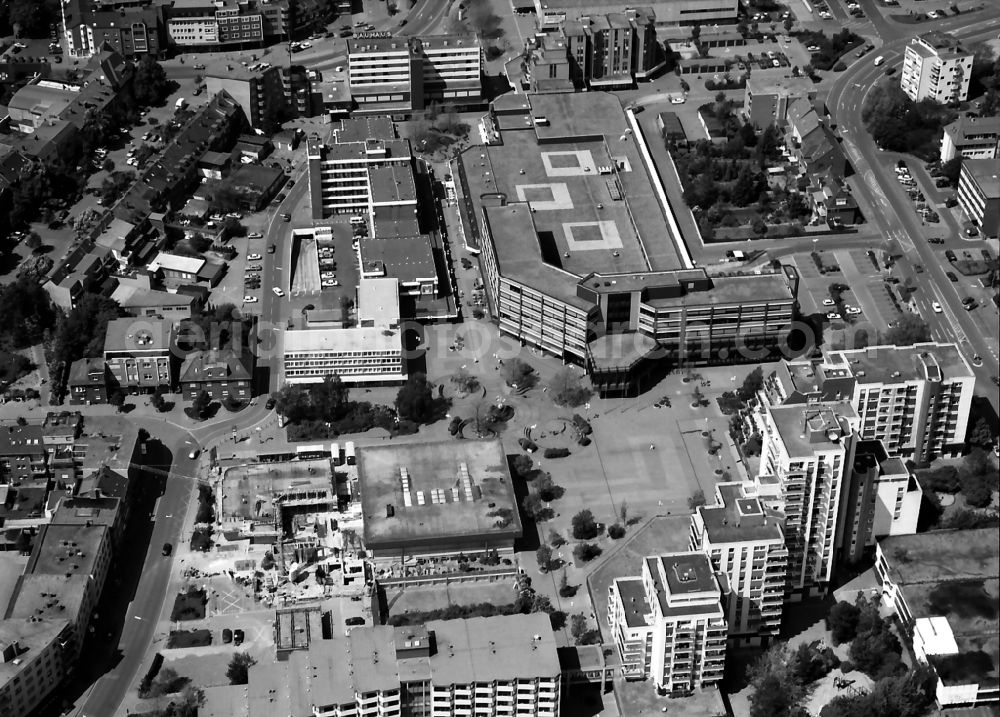 Kamp-Lintfort from above - The city center in the downtown area Am Rathaus in Kamp-Lintfort in the state North Rhine-Westphalia, Germany