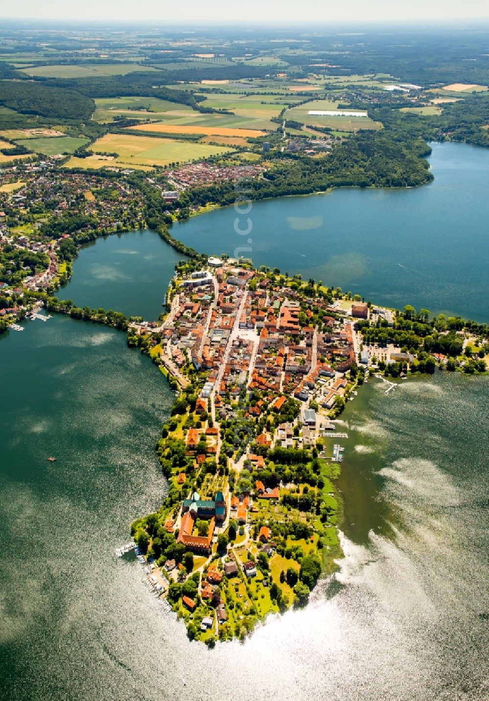 Ratzeburg from above - The city center in the downtown are on the banks of lake Kuechensee and Domsee in Ratzeburg in the state Schleswig-Holstein