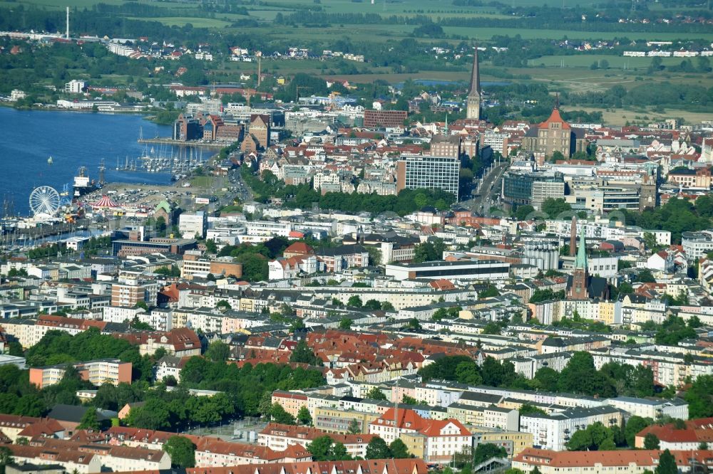 Aerial image Rostock - The city center in the downtown area in Rostock in the state Mecklenburg - Western Pomerania, Germany