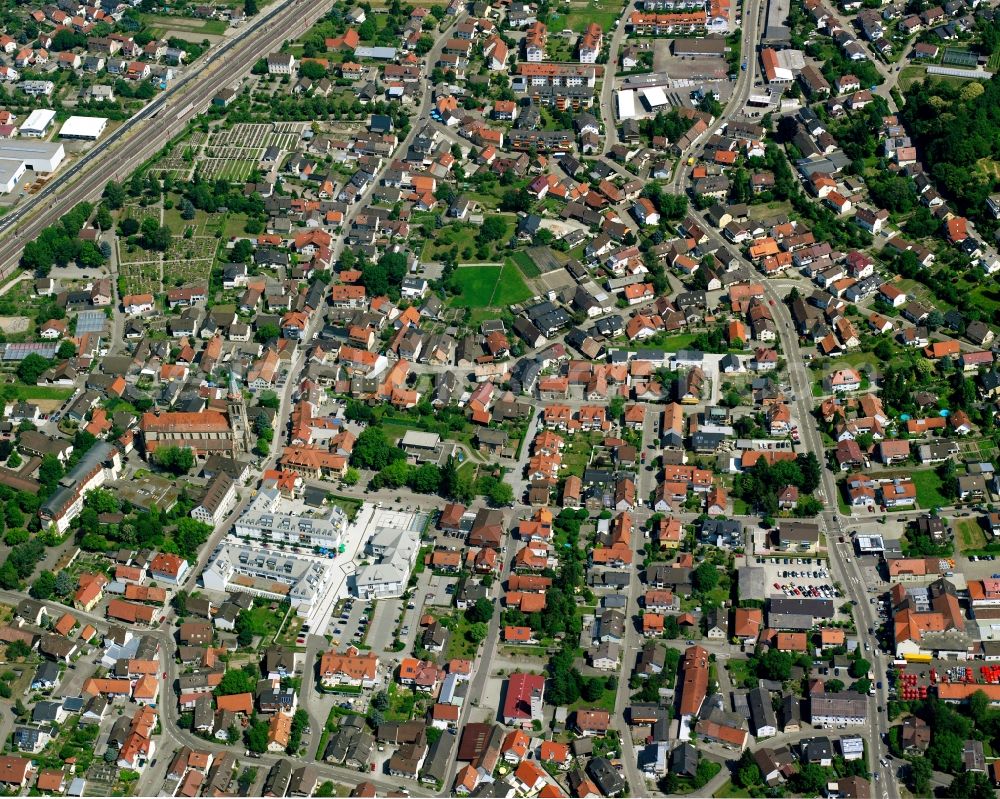 Aerial photograph Sinzheim - The city center in the downtown area in Sinzheim in the state Baden-Wuerttemberg, Germany