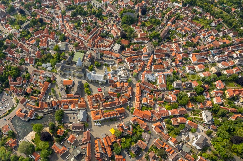 Aerial photograph Soest - The city center in the downtown area in Soest in the state North Rhine-Westphalia, Germany