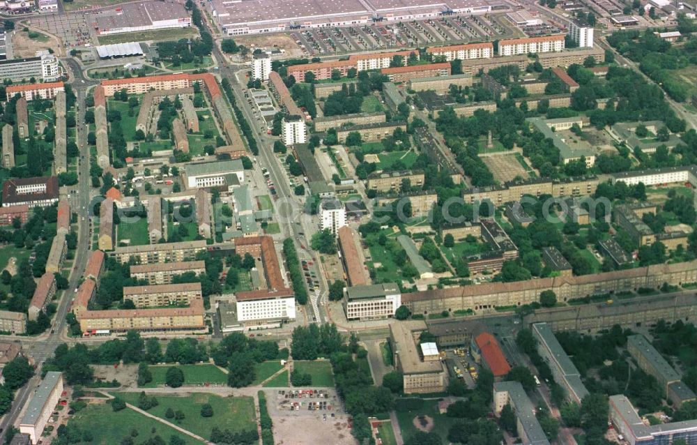 Aerial image Eisenhüttenstadt - The city center in the downtown area Str. of Republik - Karl-Marx-Strasse - in Eisenhuettenstadt in the state Brandenburg, Germany