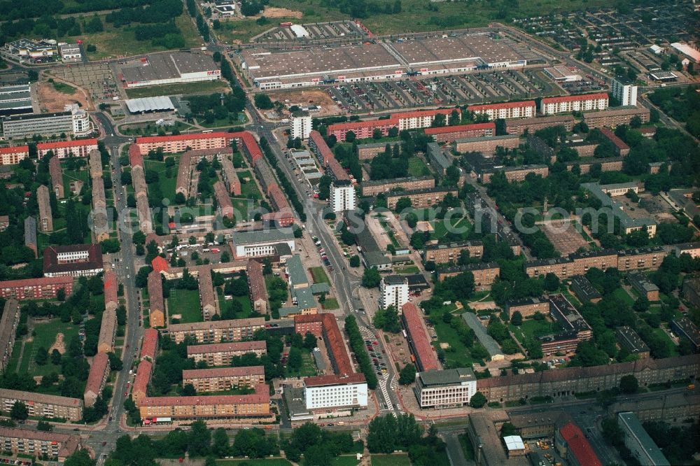 Aerial photograph Eisenhüttenstadt - The city center in the downtown area Str. of Republik - Karl-Marx-Strasse - in Eisenhuettenstadt in the state Brandenburg, Germany