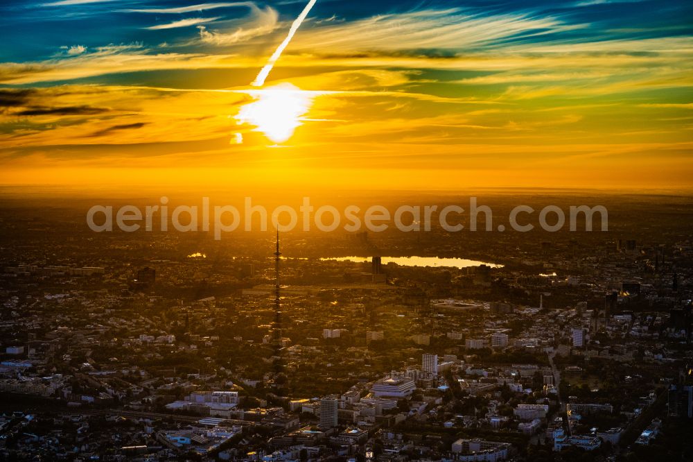 Hamburg from the bird's eye view: City center in the inner city area on the banks of the Alster, at sunrise, in Hamburg, Germany