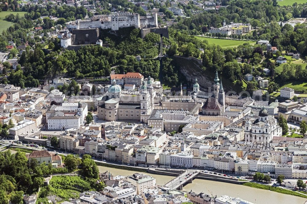 Aerial photograph Salzburg - City center in the downtown area on the banks of river course of Salzach in Salzburg in Austria