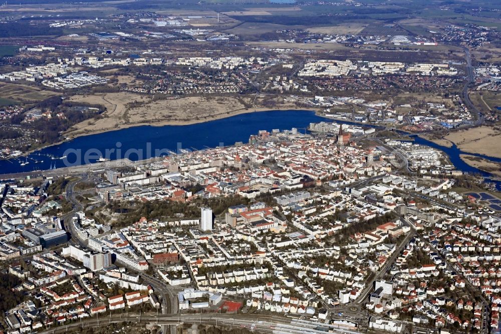 Rostock from the bird's eye view: City center in the downtown area on the banks of river course Unterwarnow in Rostock in the state Mecklenburg - Western Pomerania, Germany