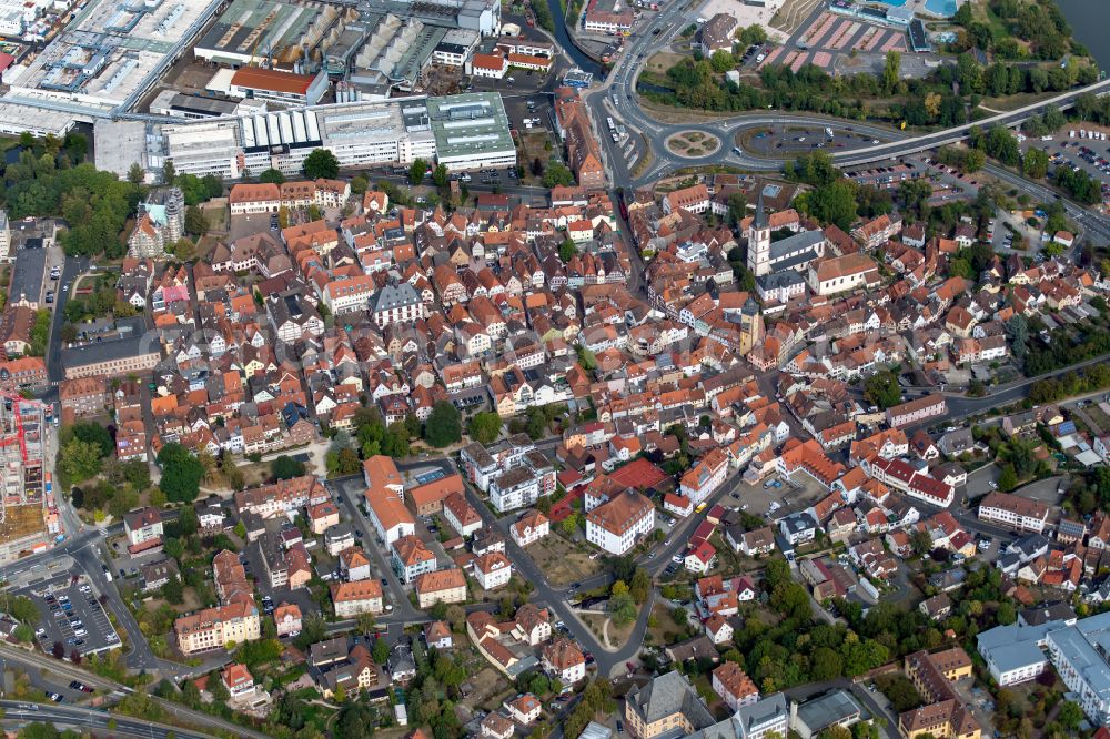 Aerial photograph Wombach - The city center in the downtown area in Wombach in the state Bavaria, Germany