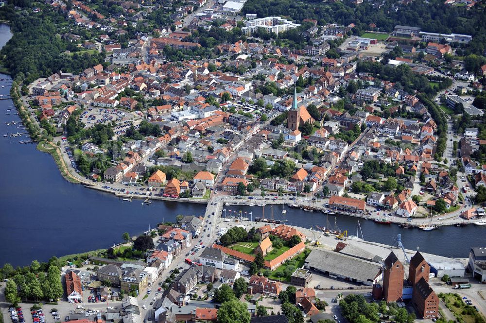 Aerial photograph Neustadt in Holstein - Stadtansicht vom Stadtzentrum von Neustadt. City View from the center of Neustadt.