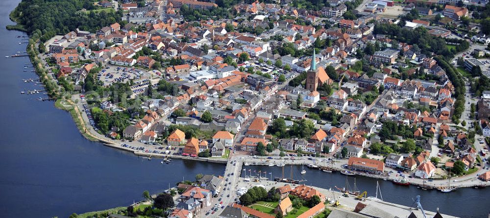 Neustadt in Holstein from above - Stadtansicht vom Stadtzentrum von Neustadt. City View from the center of Neustadt.