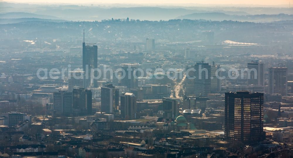 Essen from the bird's eye view: City center with the skyline in the downtown area in Essen in the state North Rhine-Westphalia