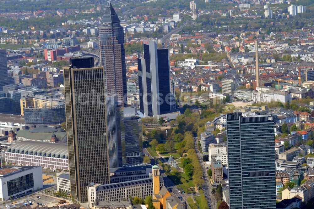 Frankfurt am Main from the bird's eye view: City center with the skyline in the downtown area in Frankfurt in the state Hesse