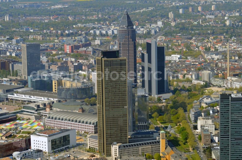 Aerial photograph Frankfurt am Main - City center with the skyline in the downtown area in Frankfurt in the state Hesse