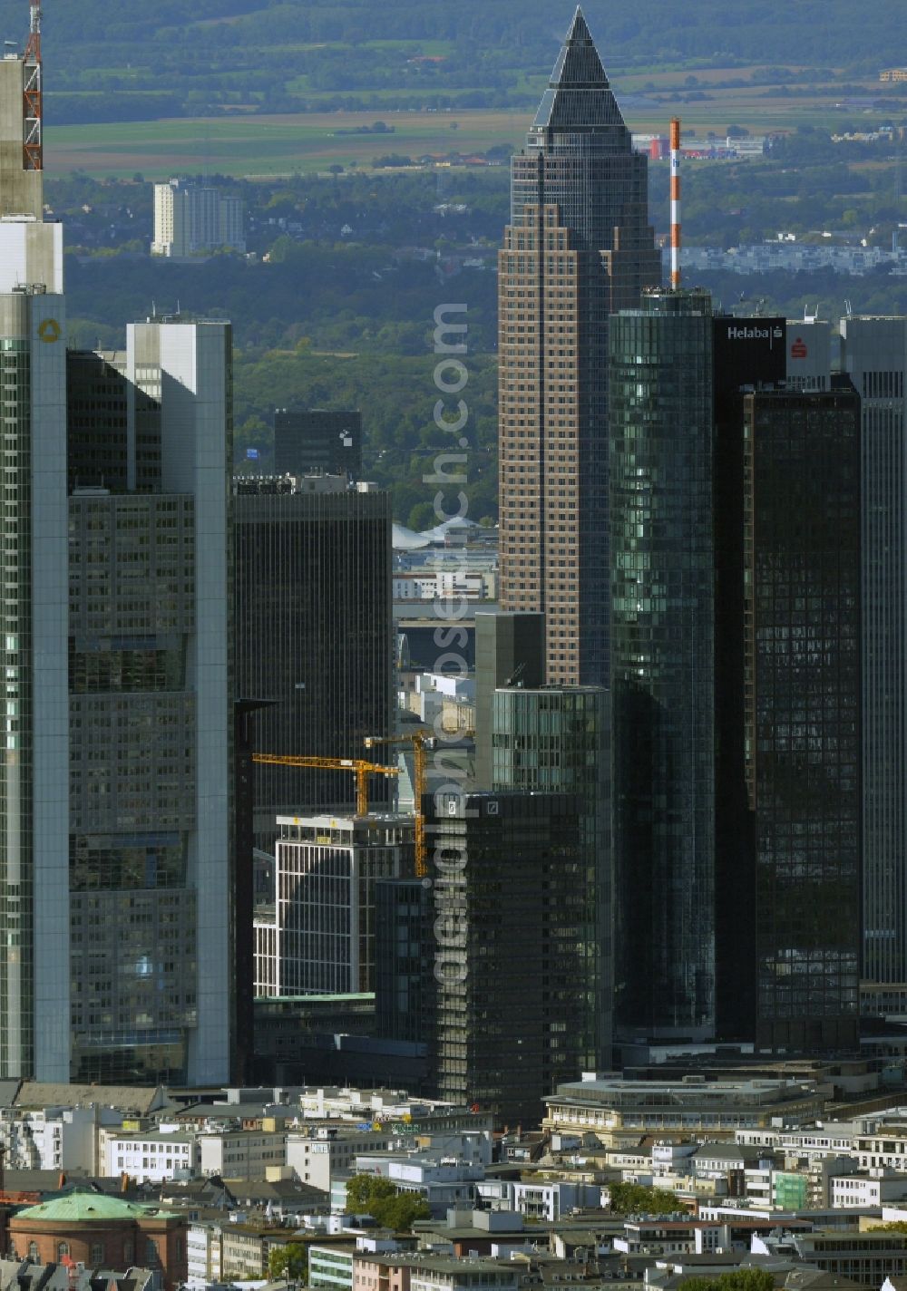 Aerial photograph Frankfurt am Main - City center with the skyline in the downtown area in Frankfurt in the state Hesse