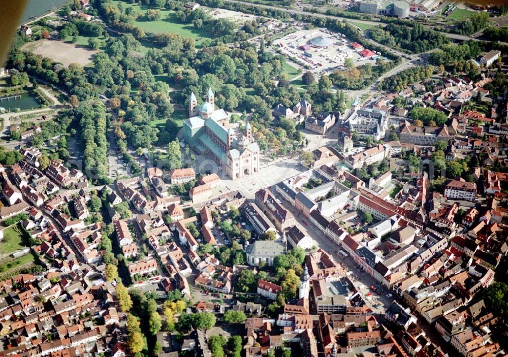 Aerial image Speyer - Stadtzentrum von Speyer mit dem Dom zu Speyer.