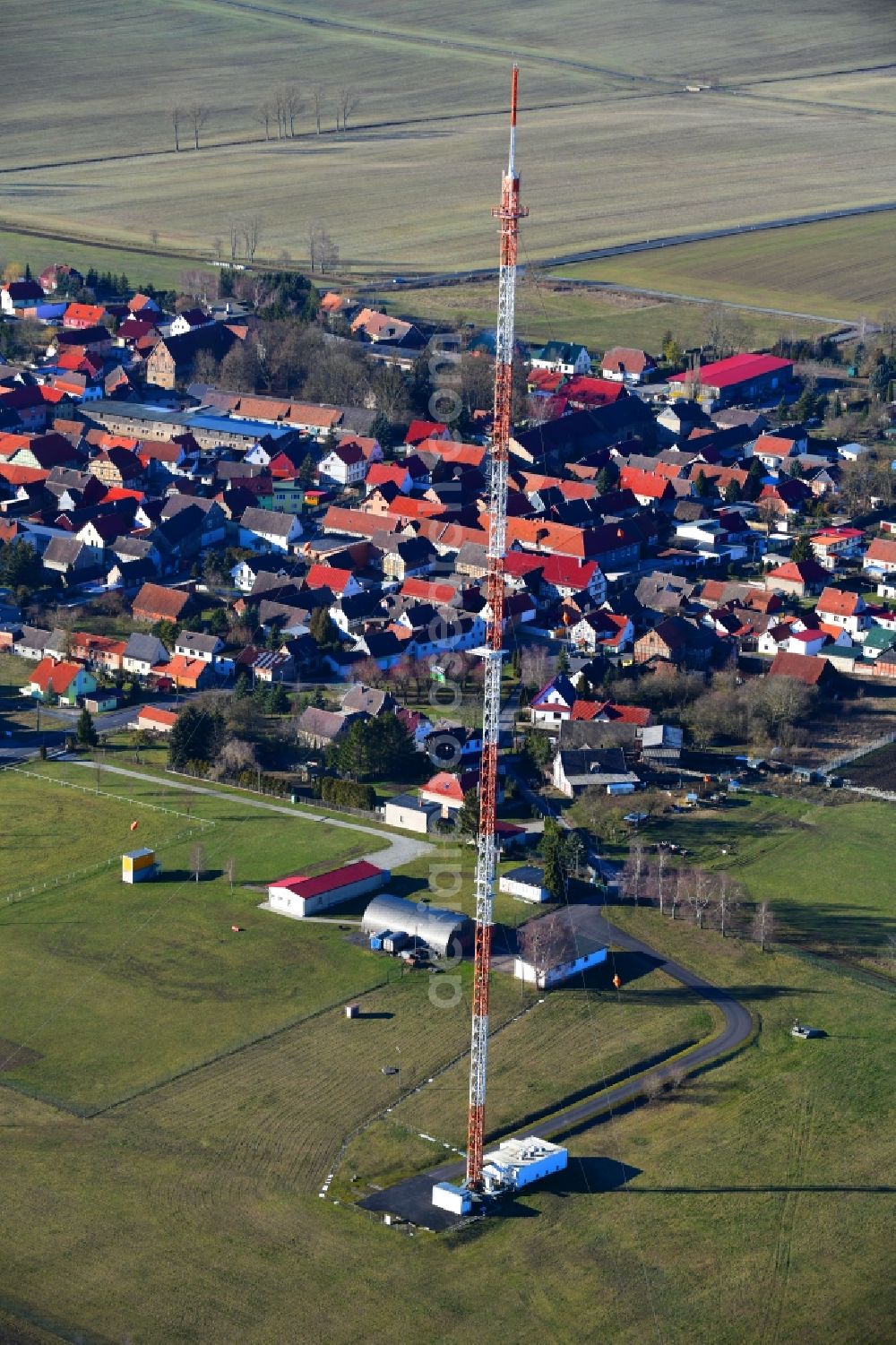 Aerial image Keula - Steel mast funkturm and transmission system as basic network transmitter in Keula in the state Thuringia, Germany