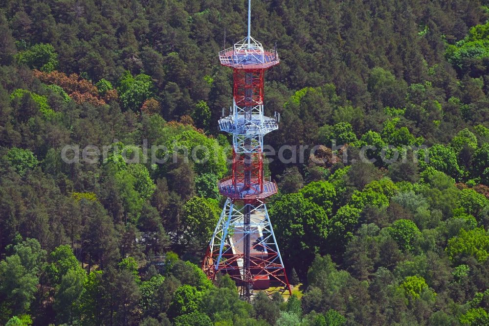 Aerial photograph Berlin - Steel mast funkturm and transmission system as basic network transmitter in the district Frohnau in Berlin, Germany