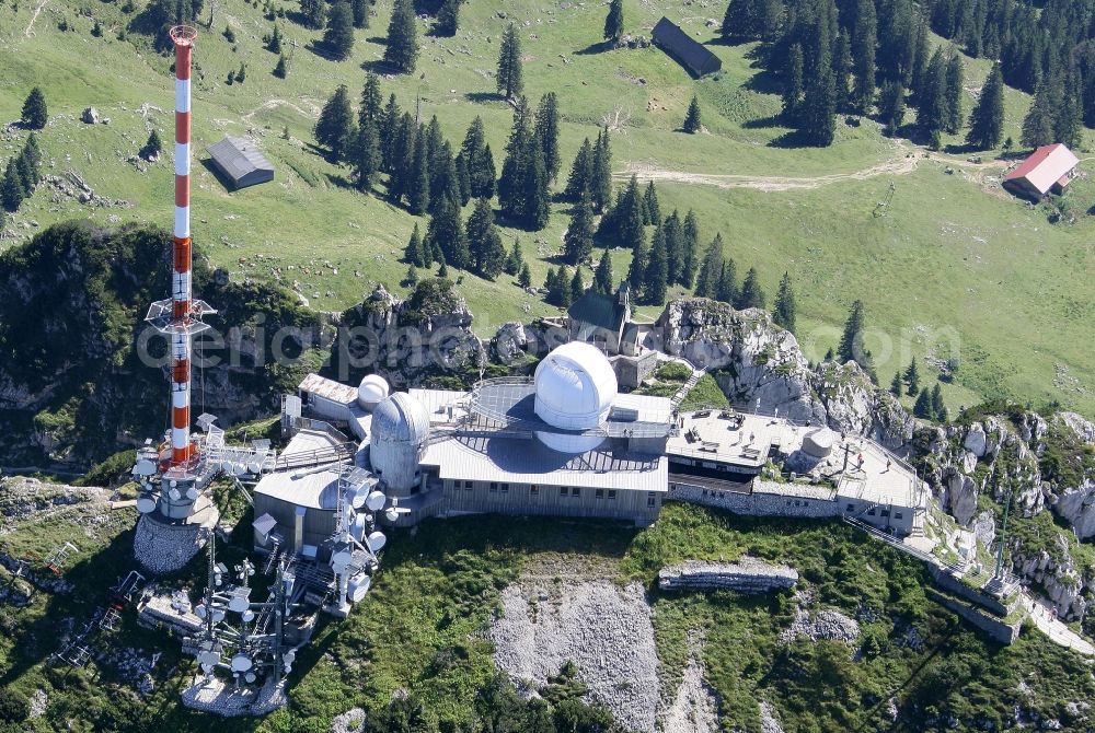 Bayrischzell from the bird's eye view: Steel mast funkturm and transmission system as basic network transmitter Sender Wendelstein in Bayrischzell in the state Bavaria, Germany