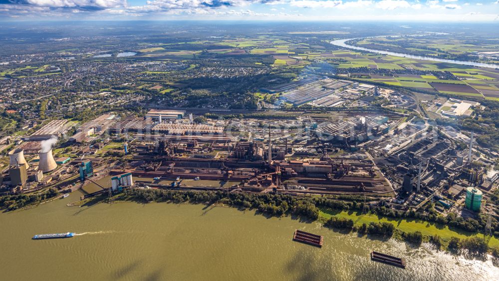 Aerial image Duisburg - Technical equipment and production facilities of the steelworks of Huettenwerke Krupp Mannesmann GmbH on Ehinger Strasse in the district Huettenheim in Duisburg at Ruhrgebiet in the state North Rhine-Westphalia, Germany