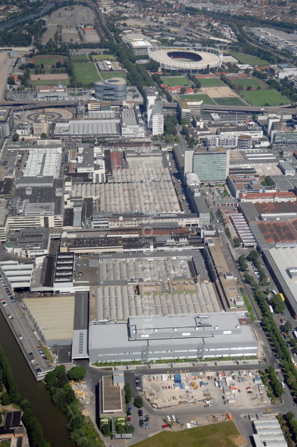 Stuttgart from above - Parent plant Mercedes-Benz in Stuttgart-Untertuerkheim and Daimler AG headquarters in the state of Baden-Wuerttemberg