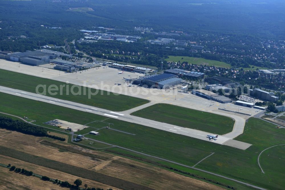 Aerial image Dresden - View the international airport Dresden DRS