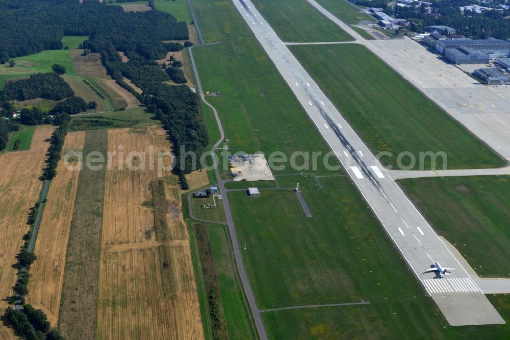 Aerial photograph Dresden - View the international airport Dresden DRS