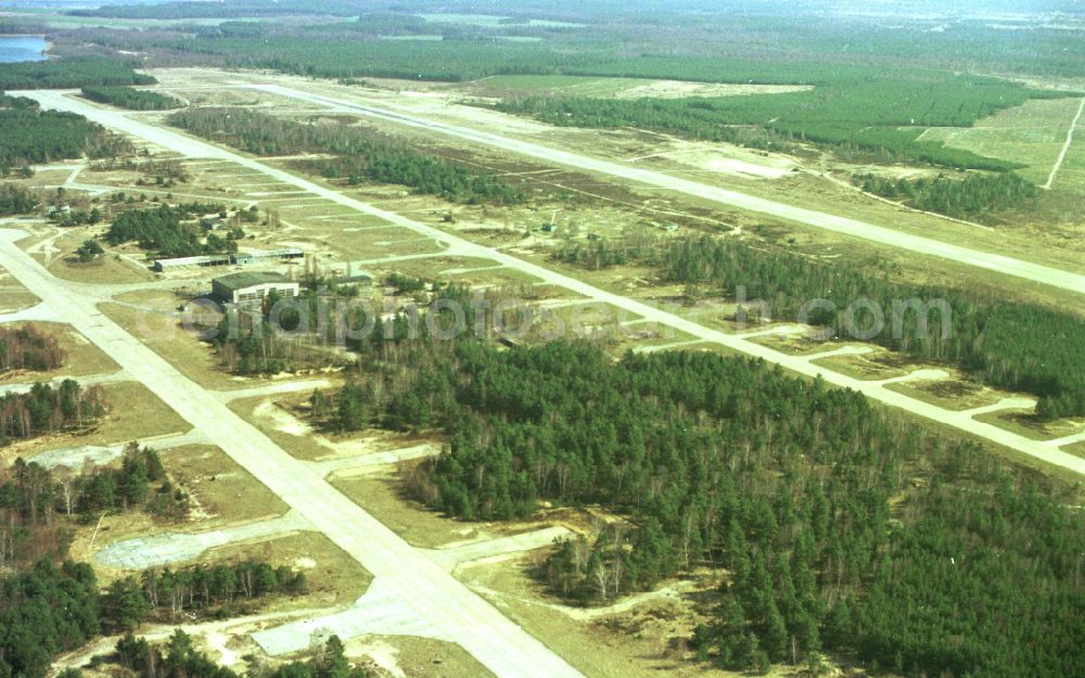 Aerial image Sperenberg - Locked runway at the former airfield in Sperenberg Nuthe-Urstromtal in the state Brandenburg, Germany