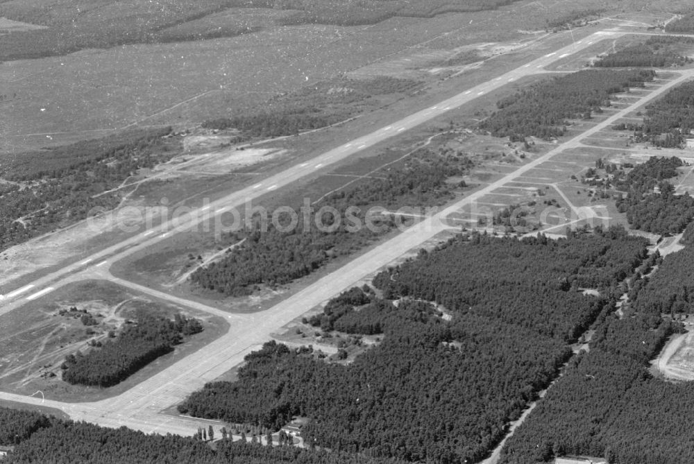 Sperenberg from the bird's eye view: Locked runway at the former airfield in Sperenberg Nuthe-Urstromtal in the state Brandenburg, Germany