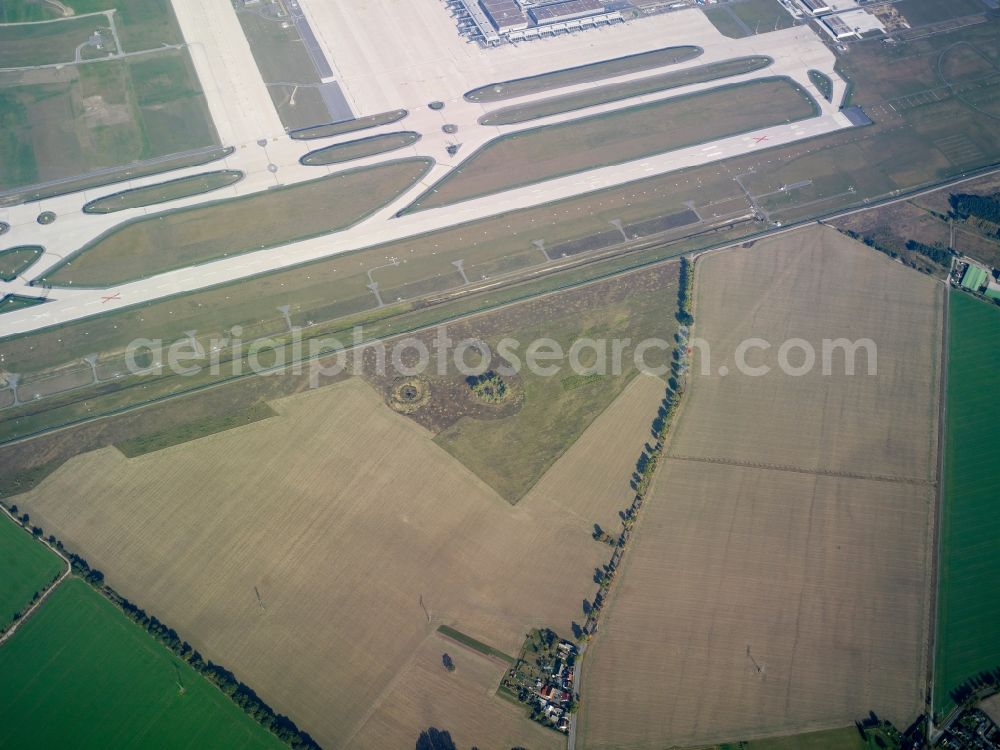 Schönefeld from above - Runway and taxiways at the site of the new airport BER / BBI BERLIN BRANDENBURG AIRPORT Willi Brandt in Schoenefeld in Brandenburg