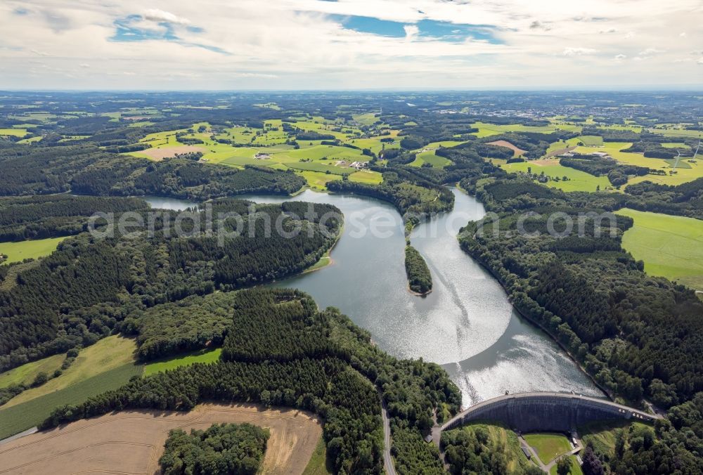 Breckerfeld from the bird's eye view: Impoundment and shore areas at the lake Heilenbecker Talsperre in Breckerfeld in the state North Rhine-Westphalia, Germany