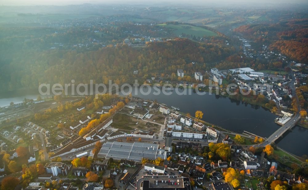 Aerial image Essen - Impoundment and shore areas at the autumnal lake Kettwiger See in Essen in the state of North Rhine-Westphalia